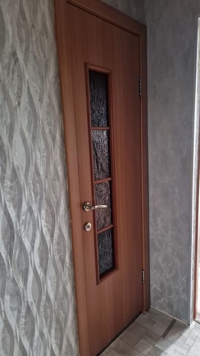 Продам межкомнатные двери
