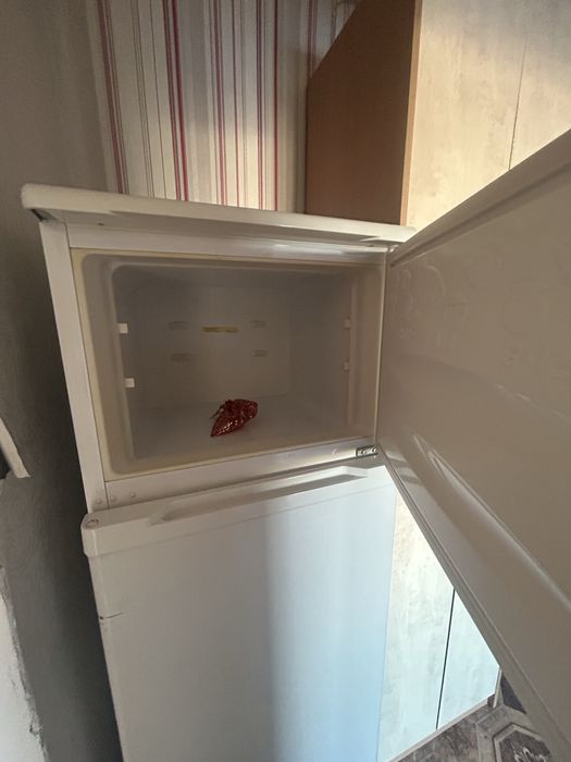 Стиралка и холодильник