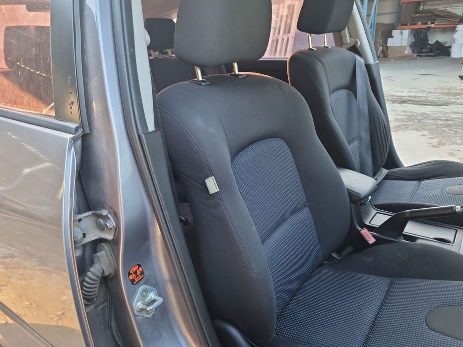 Scaun dreapta fata Mazda 3 (BK) [Fabr 2003-2009] OEM