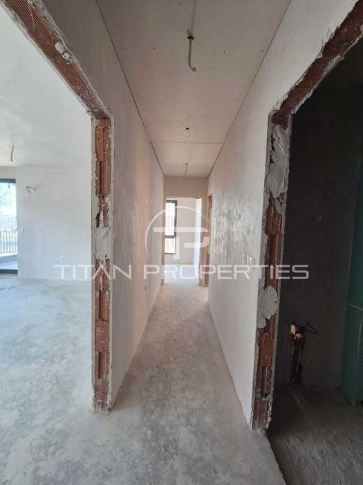 Продава се Тристаен апартамент в Пловдив, Кършияка - 215 кв.м за 497 €/кв.м - Снимка #3