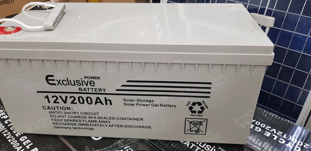 Солнечные батареи и гелевые аккумуляторы