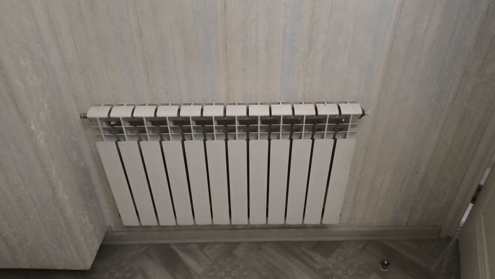 продам батареи 4 и 7  и 12 секционные
