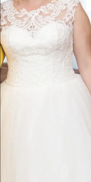 Rochie de mireasa+voal
