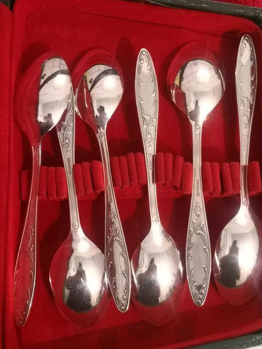 Мельхиоровый столовый комплект ,новый.