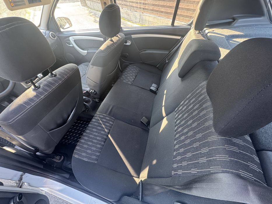 Vand Dacia Sandero 1.5dci Laureate