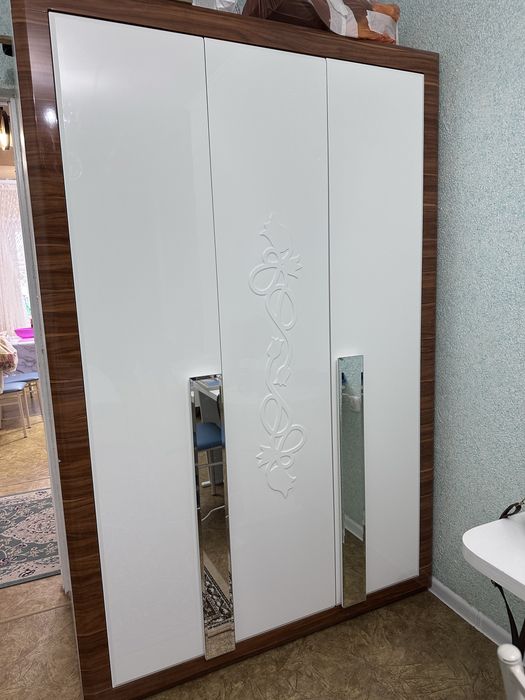 Продам спальный гарнитур, срочно