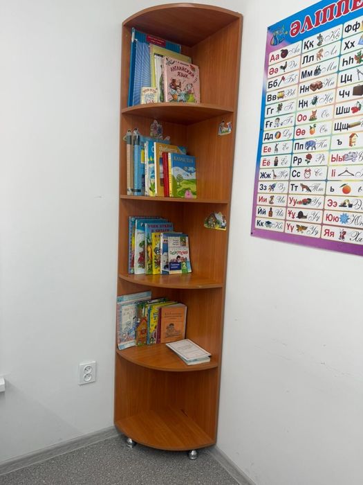 Продам угловые полки