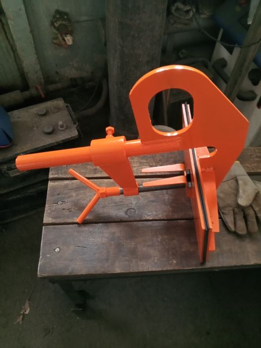 Захваты для сендвич панелей