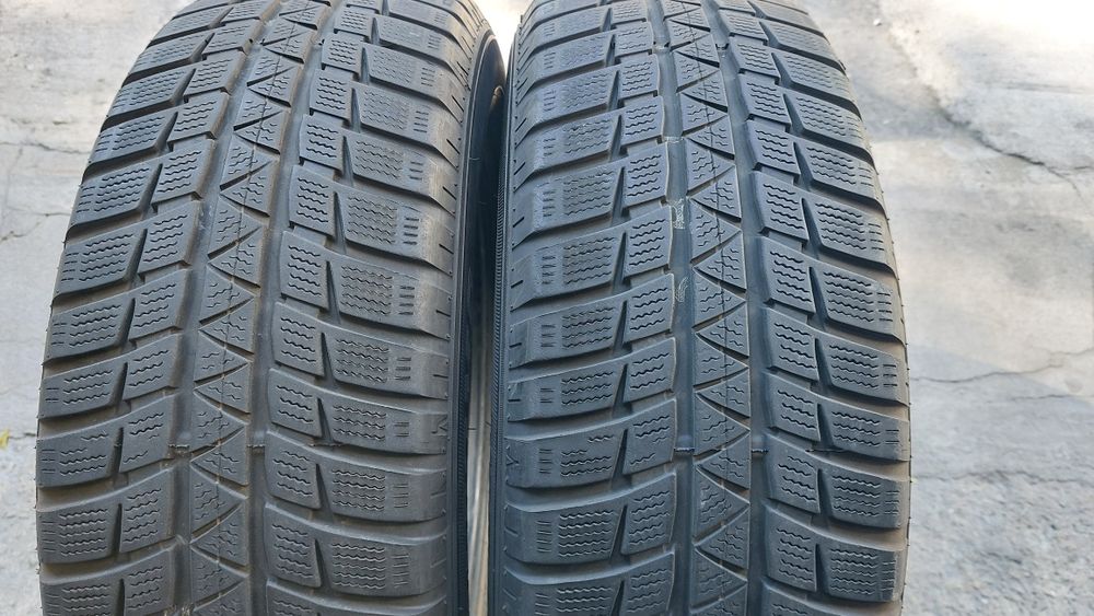 Зимни гуми 215/65/16 Sumitomo 2 броя