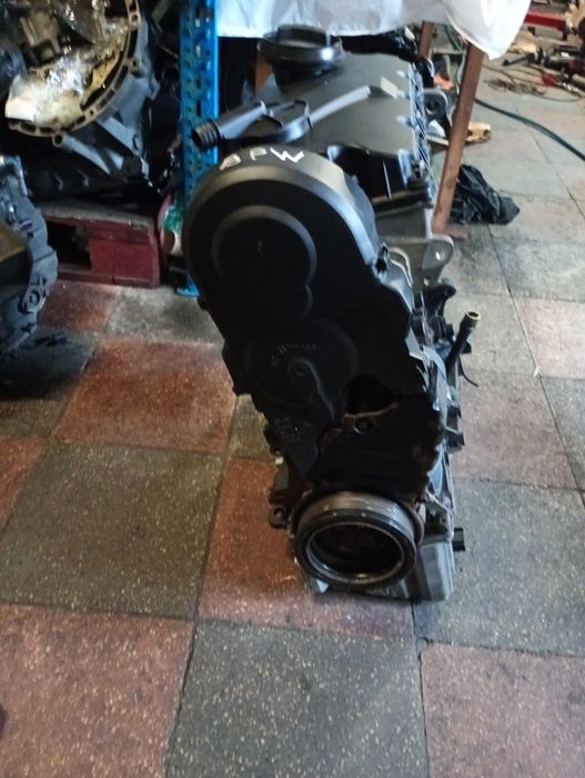 Motor complet fara anexe audi A4 b7 2.0tdi cod bpw bss skoda superb
