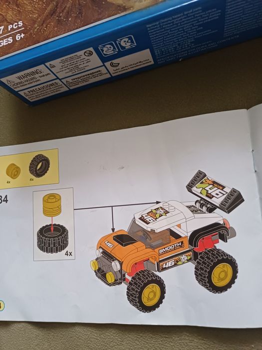 Продам  конструктор Лега