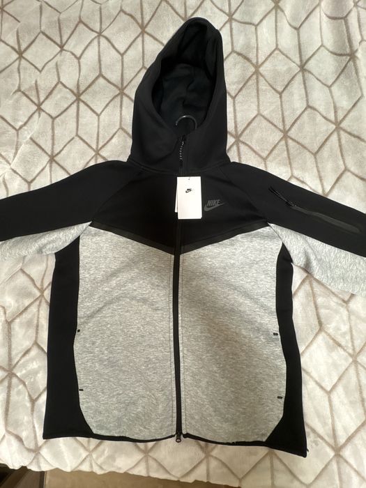 Nike tech fleece