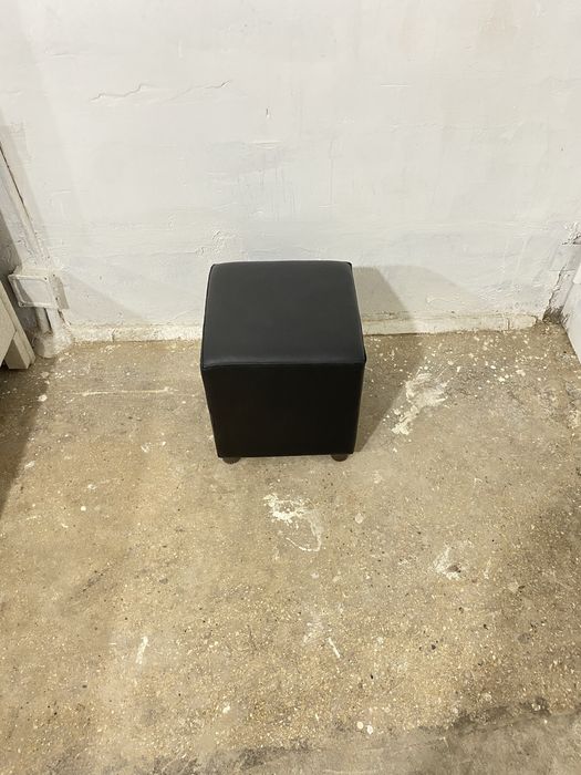 Пуфики 40*40 в45