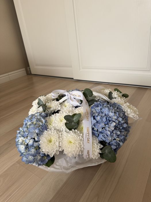 Букет цветов продам