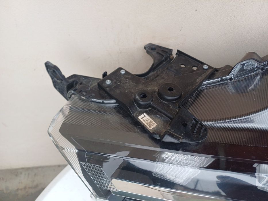 Ляв фар за Suzuki Sx4;  S-Cross; Full led