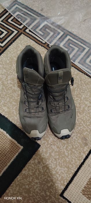 Salomon erkaklar uchun trekkinq (outdoor) oyoq kiyimi – original