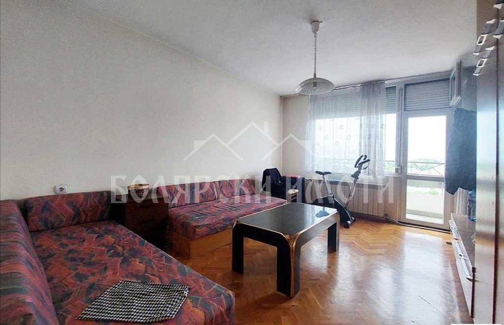 Продава се Четиристаен апартамент в Горна Оряховица - 110 кв.м за 1000 €/кв.м - Снимка #6