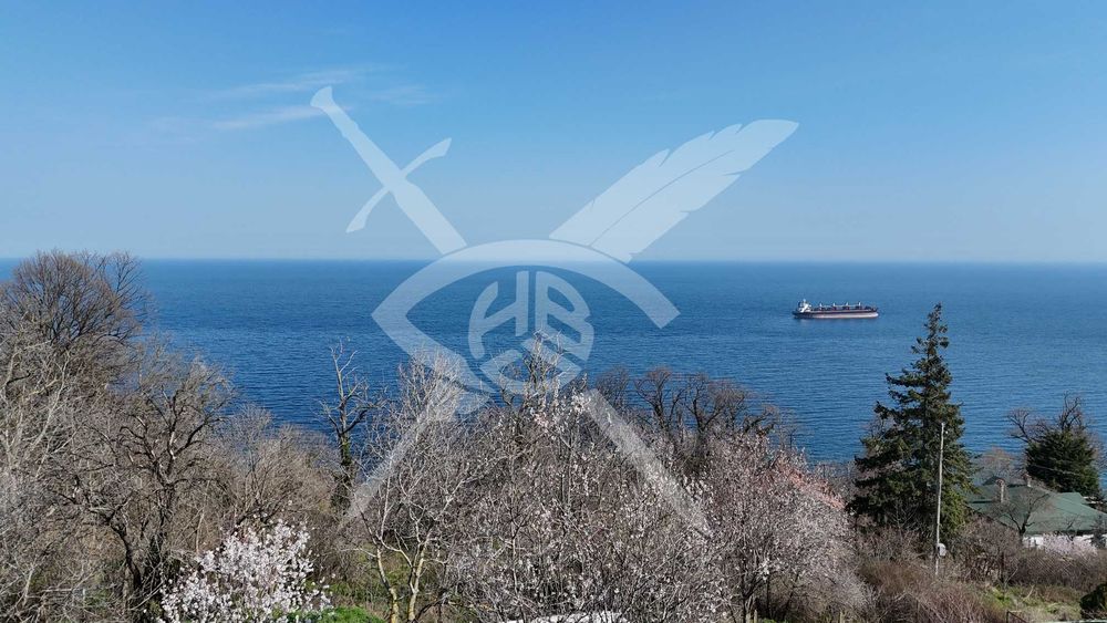 Парцел с едноетажна вила в м-т Прибой- 96064