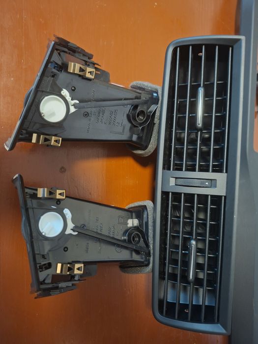 Grile aer și ornament bord Fabia 3 și 3 facelift