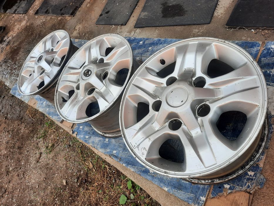 Продам 3 диска на ланд крузер 105