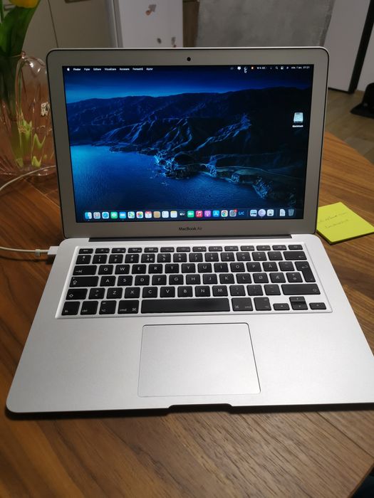 MacBook Air 13  Sh