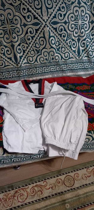 продам кимано для подростка