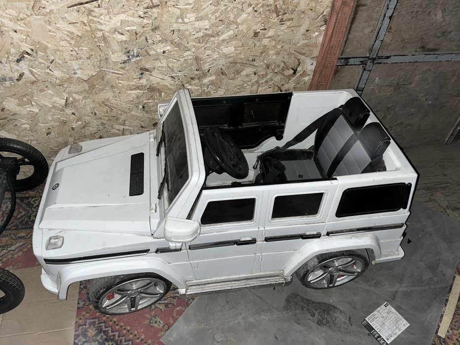 Продам детскую машинку