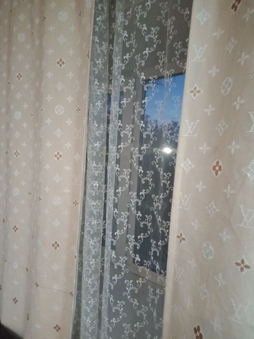 Продам шторы для спальни