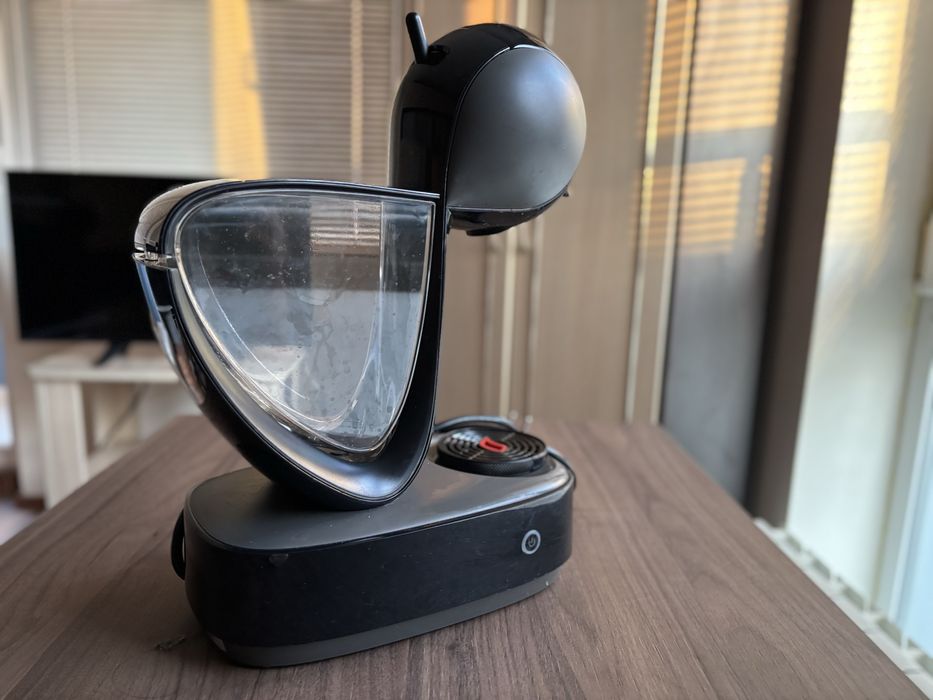Кафе машина Dolce Gusto; ново