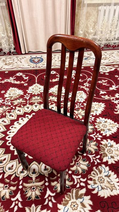 Срочно продам стулья!