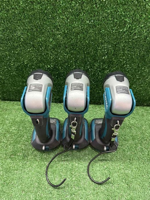 Лампи на Makita DML802