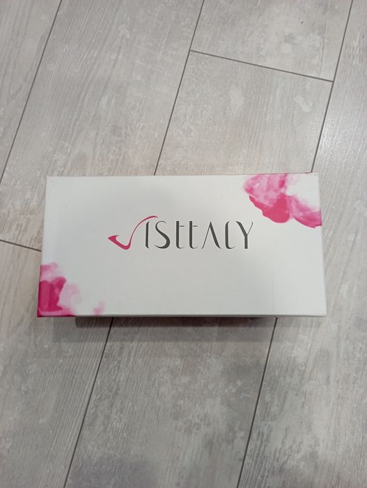 Продам женские туфли.