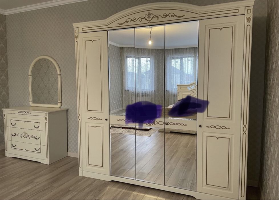 Спальний гарнитур рамина