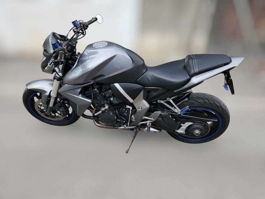 Honda CB1000R (Special Blue Edition)