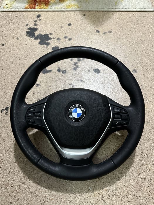 Volan BMW F30 F20 F10 cu comenzi + Lane Assist + airbag