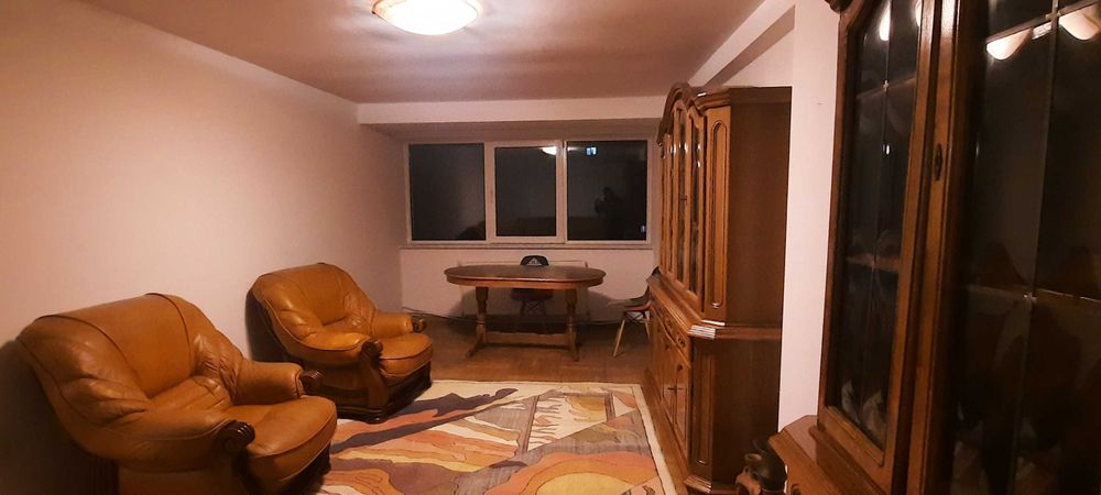 Chirie apartament 3 camere Marchian