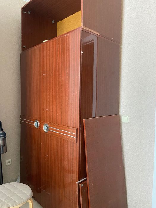 Шкаф советский срочно