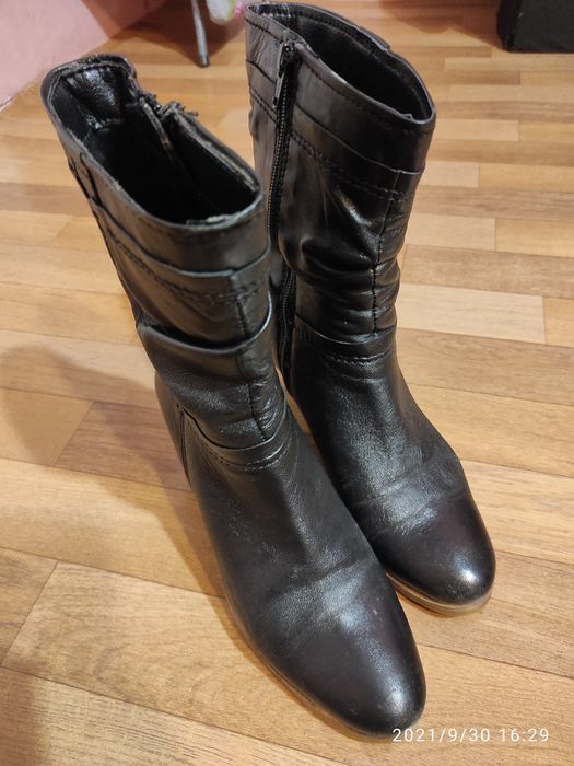 Дамски боти от естествена кожа