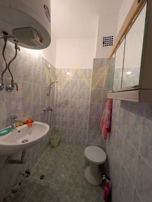 Дава се под наем Тристаен апартамент в Варна, Чайка - 85 кв.м за 500 € - Снимка #11