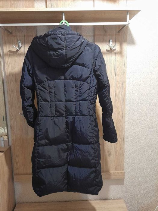 Продам пуховик женский