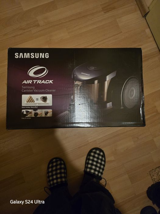 Продавам прахосмукачка Samsung