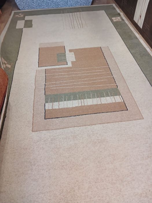 Продам ковер 2*4 м