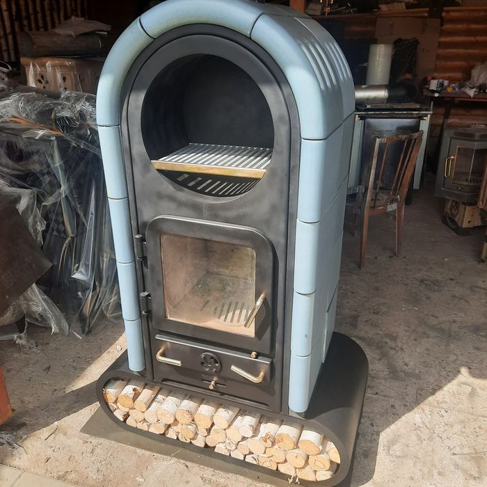 Soba tip șemineu de 10 kw marca HARK   -Germania