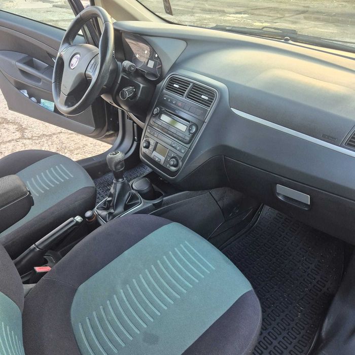 Fiat Punto 1.3 JTD DubluClimatronic AC 1Proprietar