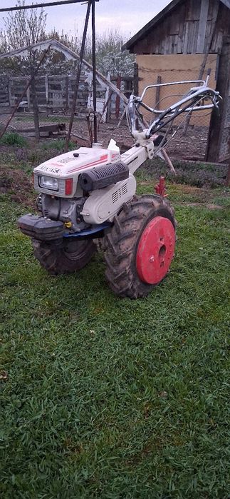 Motocultor  de gradina   Iseki