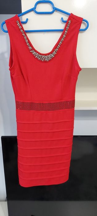 Rochița elegantă roșie S