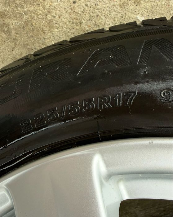 Jenti enzo 225/55 R17 cu anvelope de vara -negociabil ,URGENT