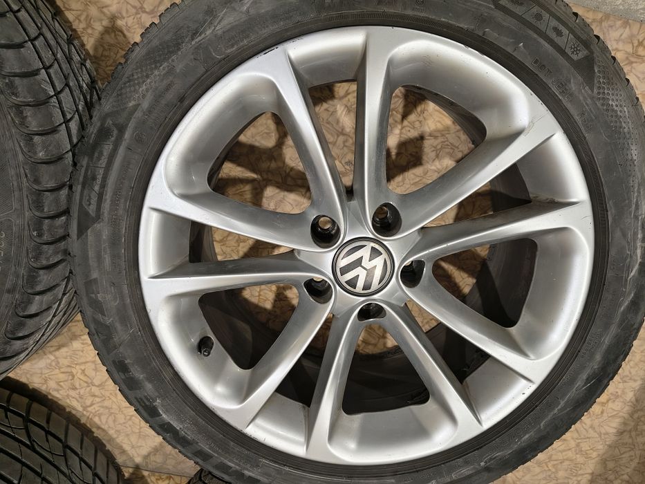 Оригинални джанти с гуми VW Passat CC 17"