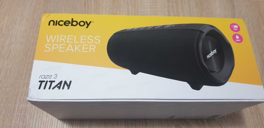 Boxa portabila cu bluetooth, Niceboy RAZE 3 Titan, 500 lei.