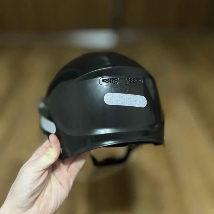 Шлем для мопеда, велосипеда, мотоцикла, самоката.